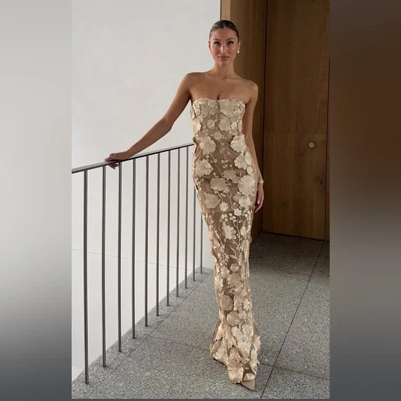 bronx and banco jasmine 3d floral applique lace strapless maxi dress gown XS NEW - Picture 7 of 17